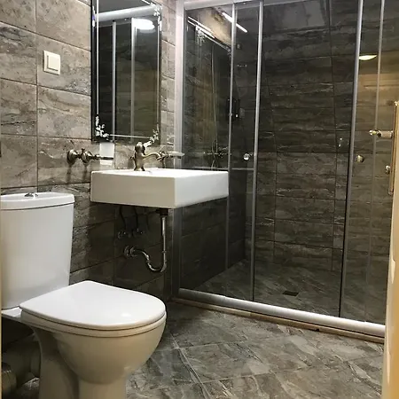 Family Garden Hotel Kŭrdzhali