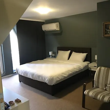 Family Garden Hotel